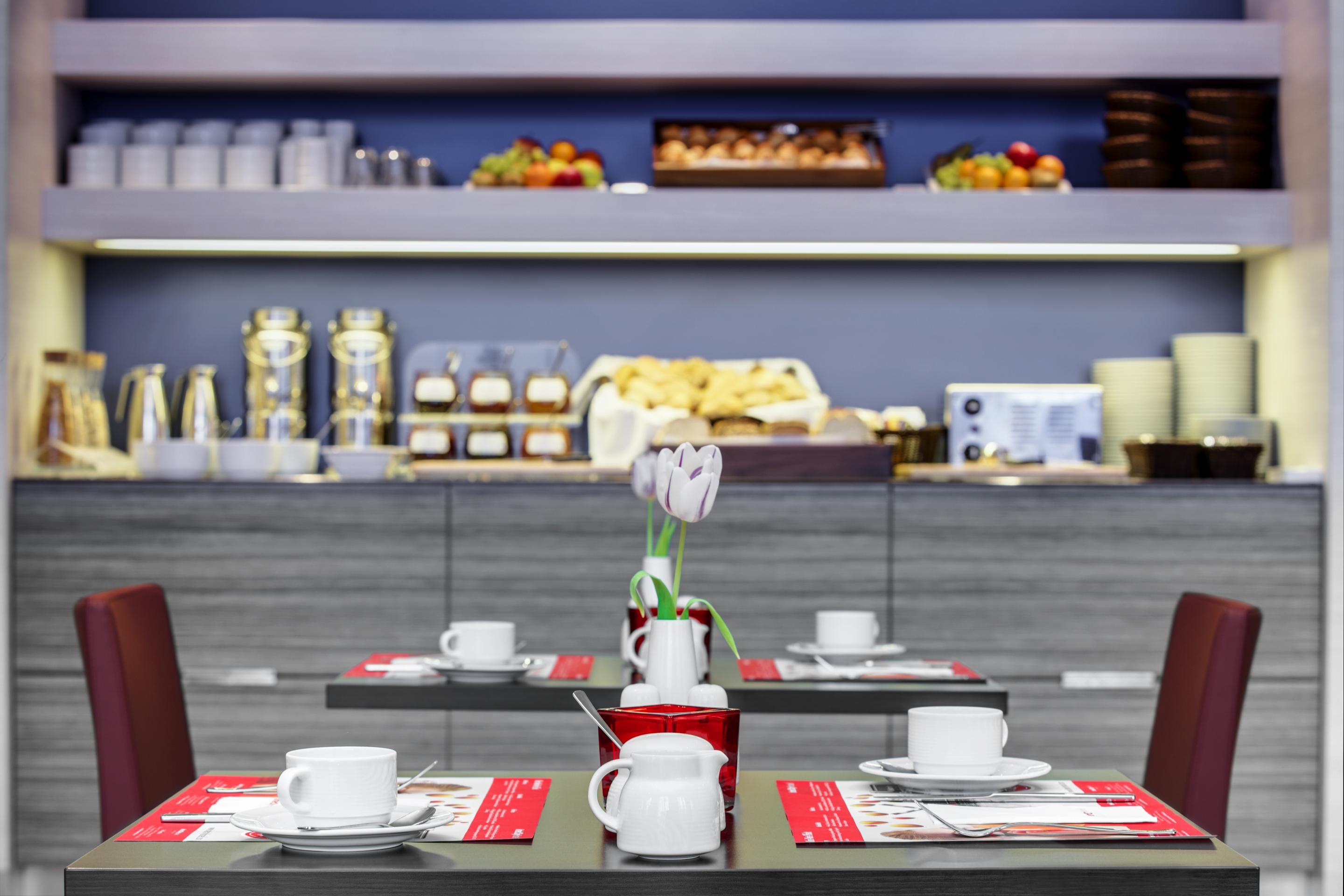 Intercityhotel Hamburg Dammtor-Messe Εξωτερικό φωτογραφία