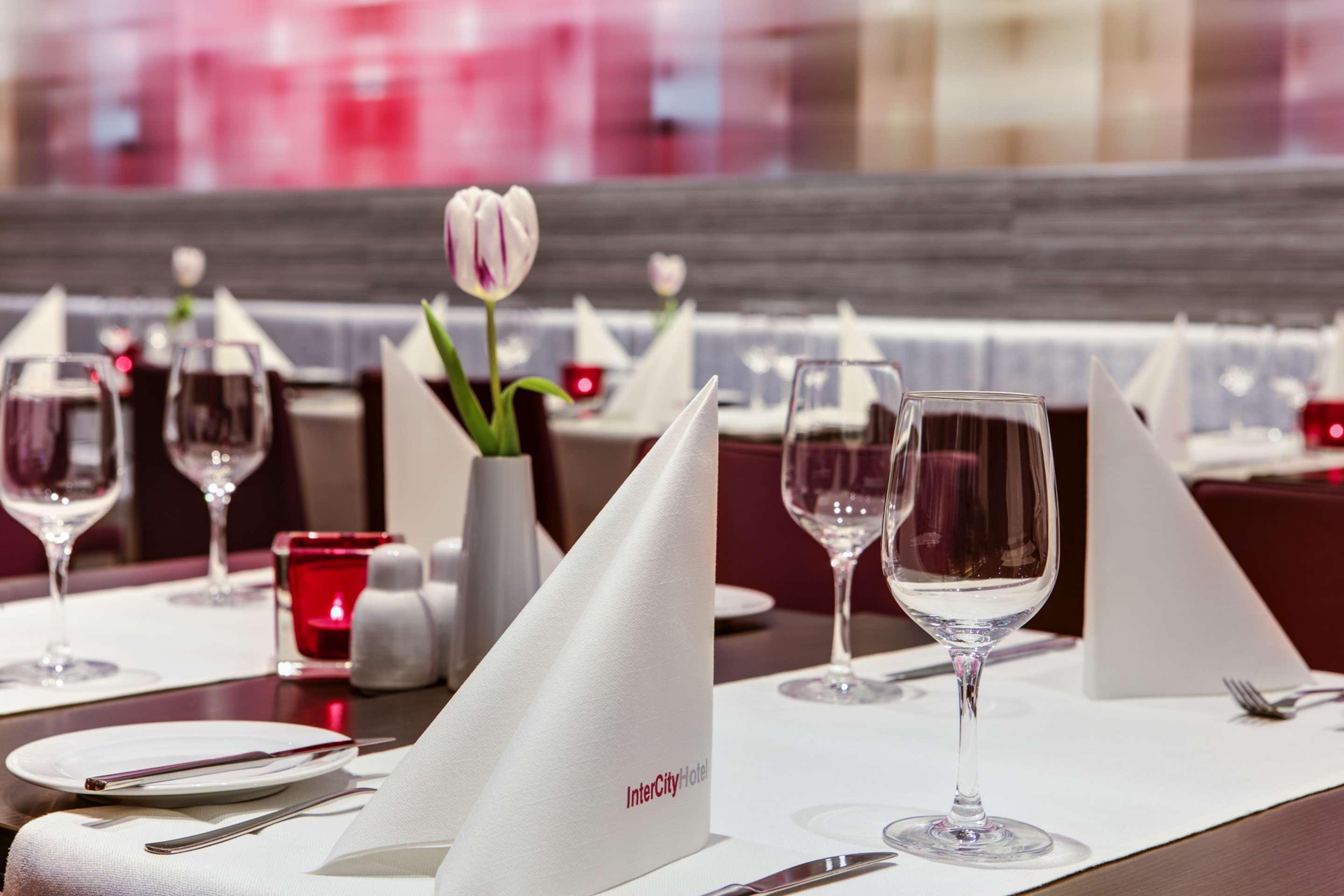 Intercityhotel Hamburg Dammtor-Messe Εξωτερικό φωτογραφία