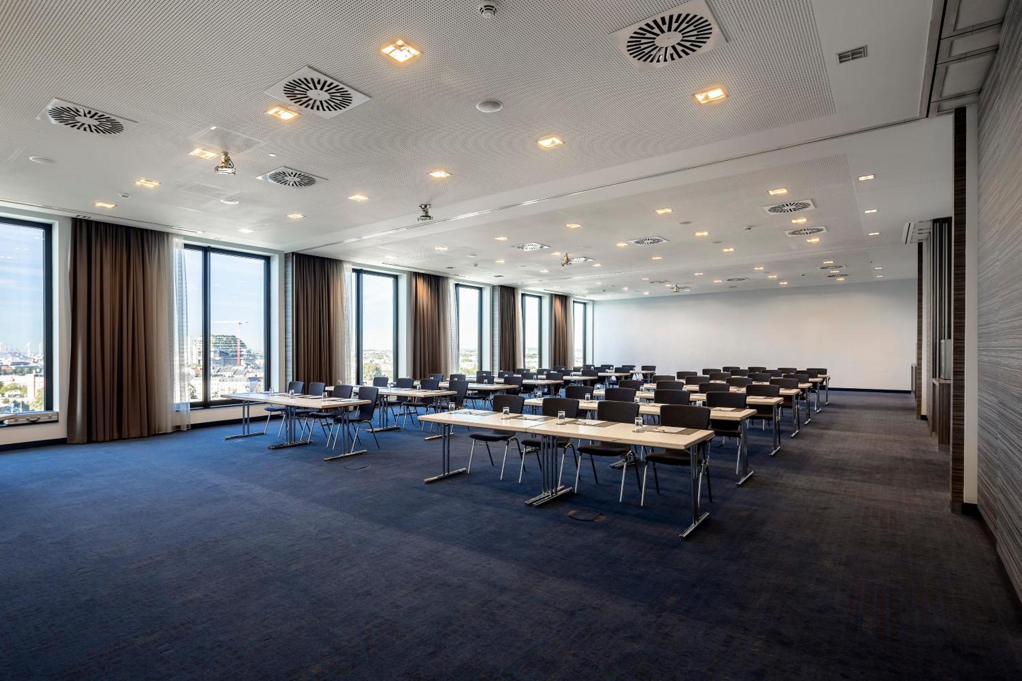 Intercityhotel Hamburg Dammtor-Messe Εξωτερικό φωτογραφία